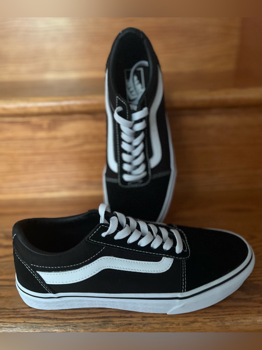 VANS OLD SKOOL LOW SUEDE CANVAS SHOES